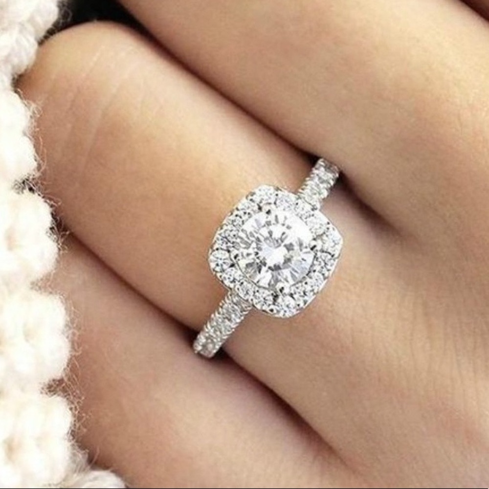 925 Silver CZ Elegant Ring